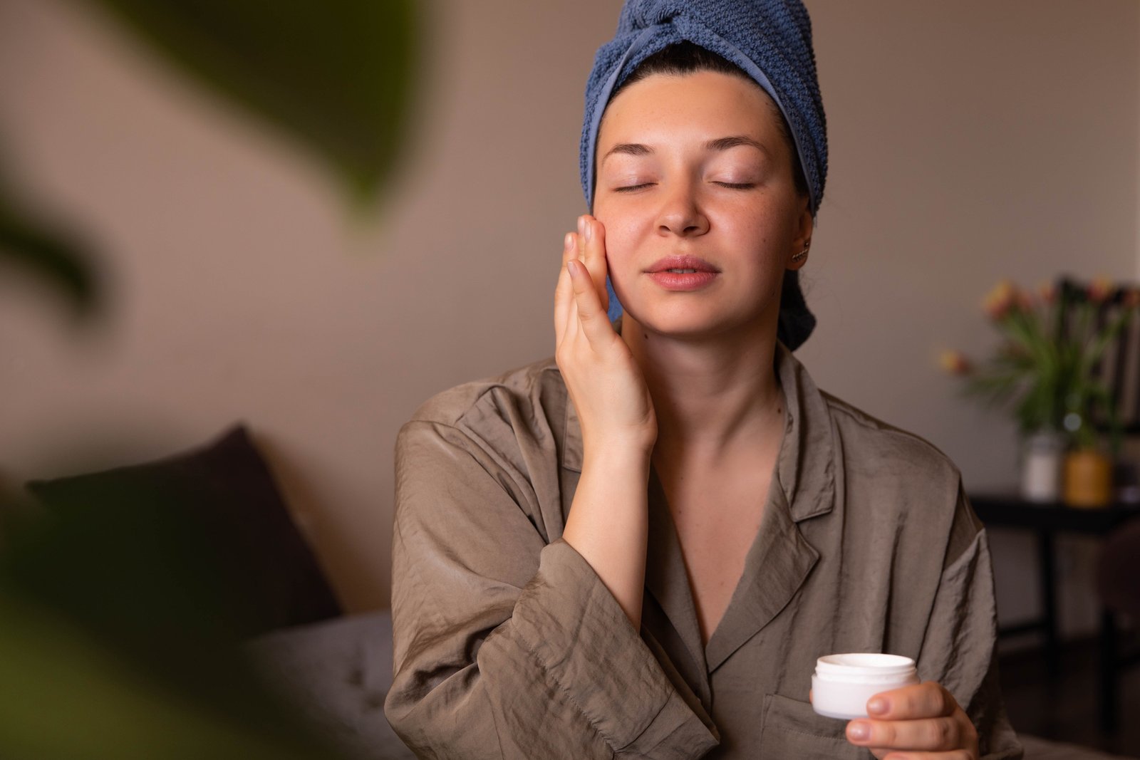 Rutina de skincare facial con DELAPURA